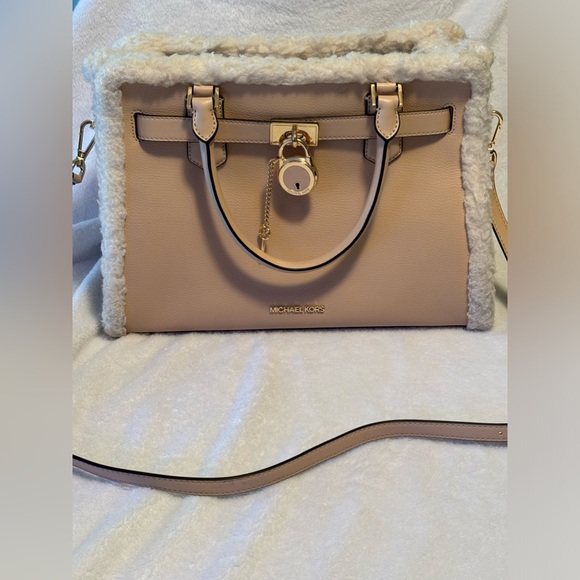 Michael Kors Purse - Picture 2 of 5